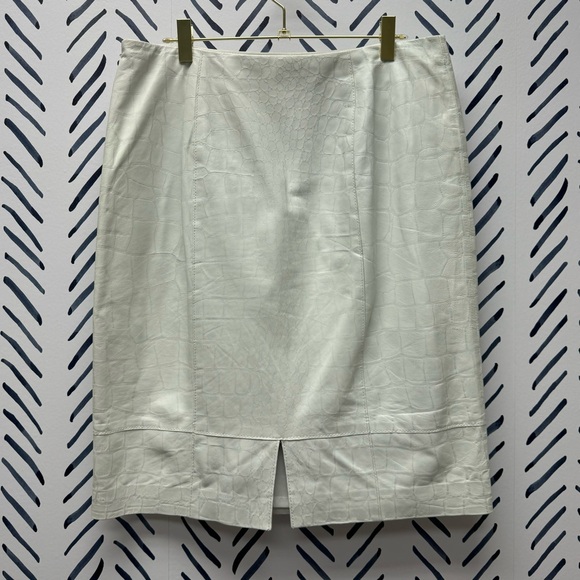 Worth New York White Genuine Leather Skirt - 8 - Picture 2 of 3